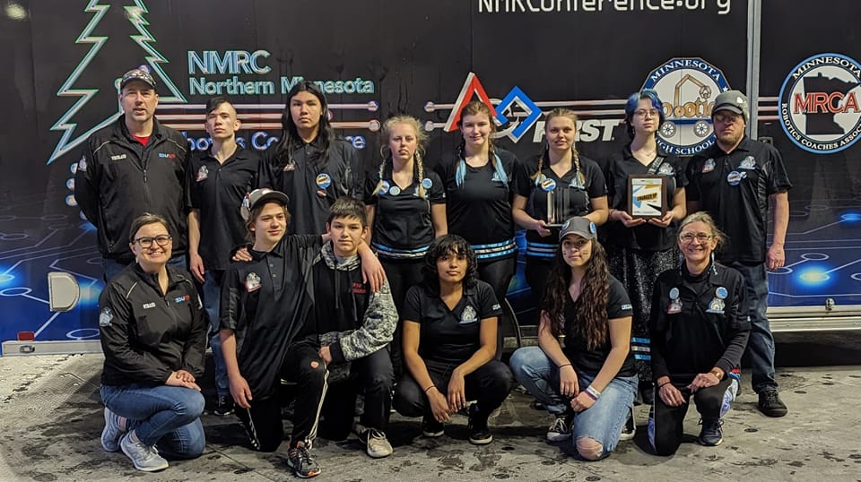 Bemidji Middle School Robotics Group Photo